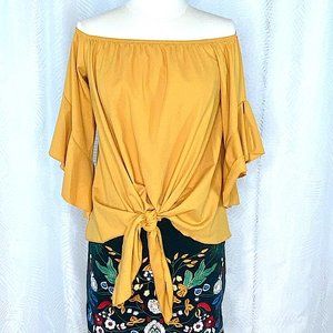 NWOT Off Shoulder Top